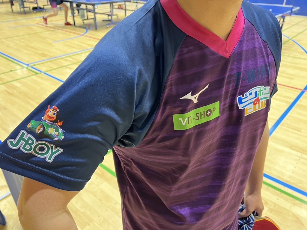 高岡市の卓球チームのユニホームにロゴを入れさせていただきました！
