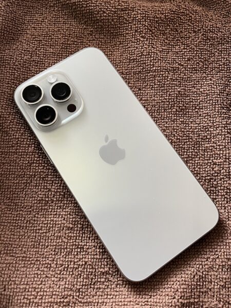 iPhone15ProMaxに両面ガラスコーティングを施工してほしい。
