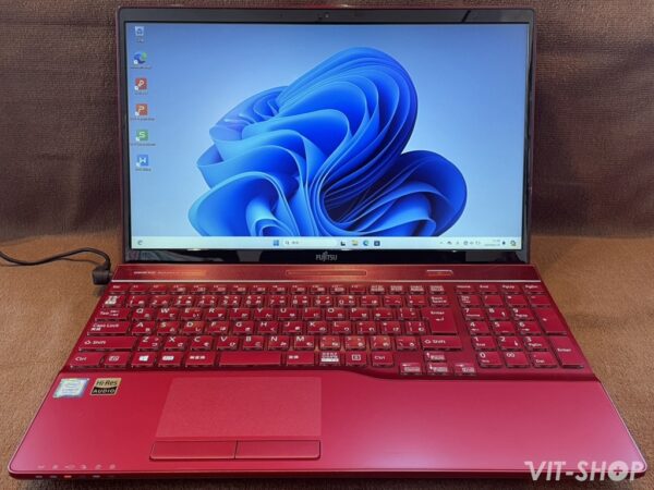 FUJITSU LIFEBOOK AH53/B3