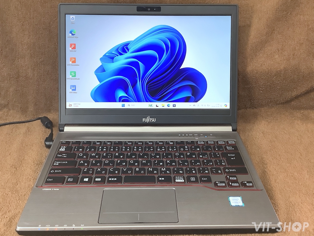 FUJITSU LIFEBOOK E736/P