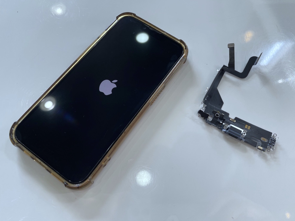 iPhone13Pro 充電口交換