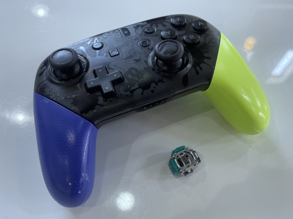Nintendo Switch Pro-Con スティック交換