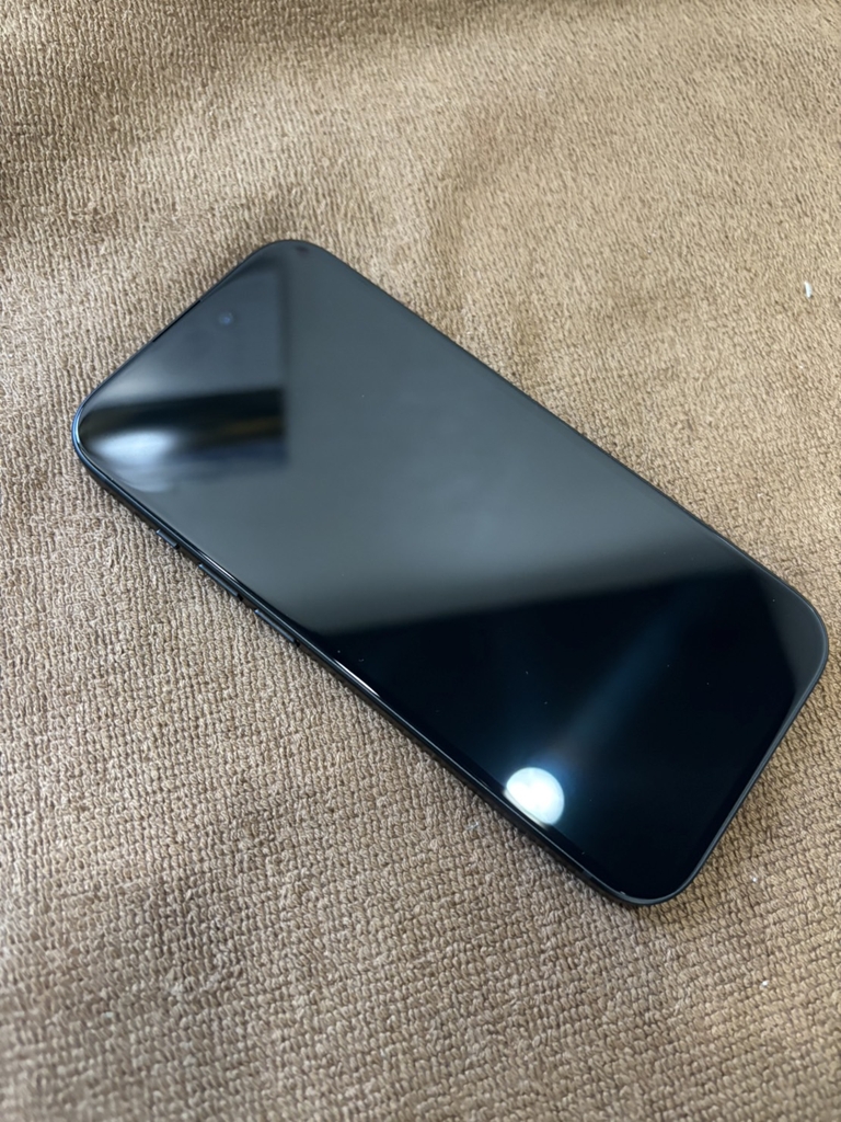 iPhone15 セラミックコーティング両面