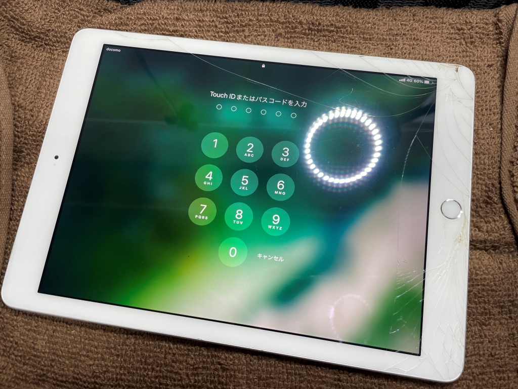 iPad5 タッチパネル交換