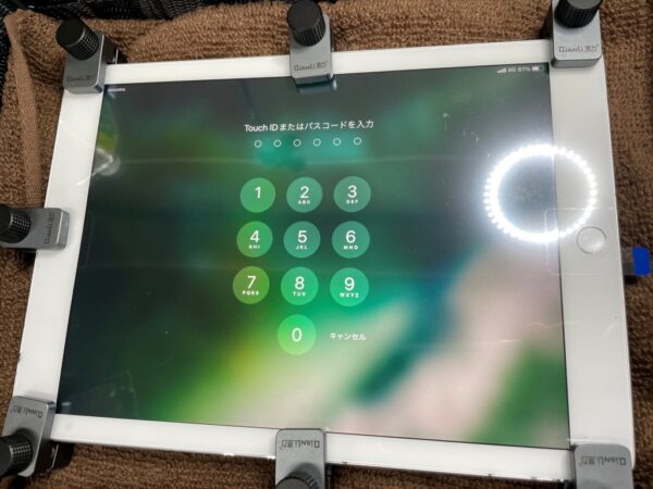 iPad5 タッチパネル交換