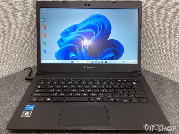 TOSHIBA dynabook S73/HV