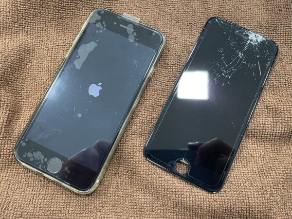 iPhoneSE3 フロントパネル交換