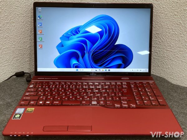 FUJITSU LIFEBOOK AH53/B3