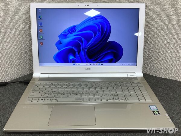 NEC LAVIE NS700JAG