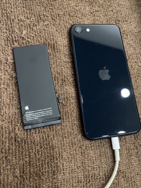 iPhoneSE3 バッテリー交換