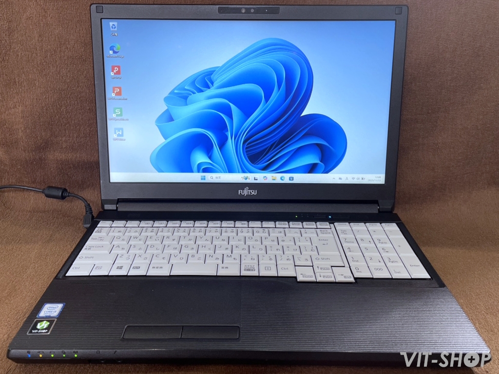 FUJITSU LIFEBOOK A579/B