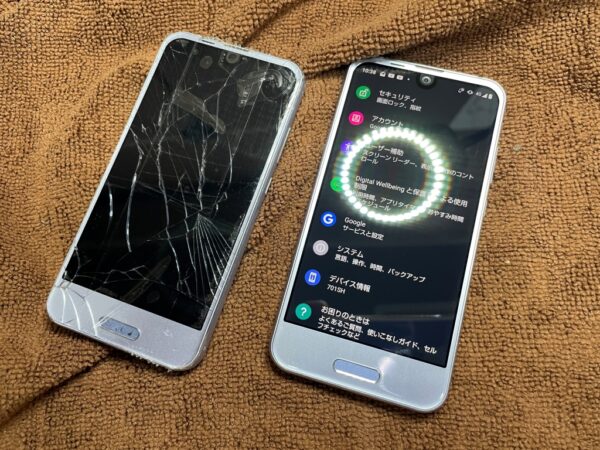 AQUOS R Compact パネル交換