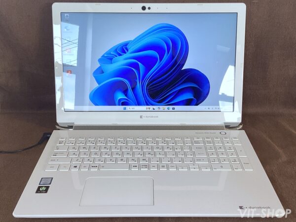 TOSHIBA dynabook T7