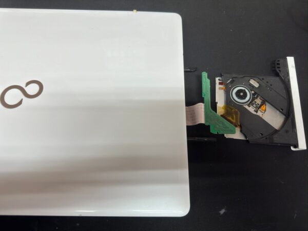 LIFEBOOK 光学ドライブ修理