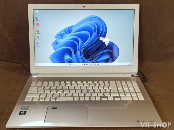TOSHIBA dynabook T75/FGS