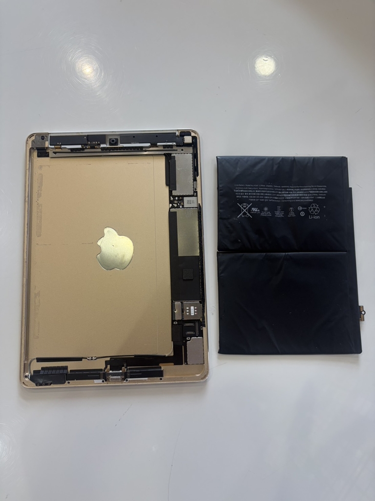 iPad Air 2 バッテリー交換修理を行いました！