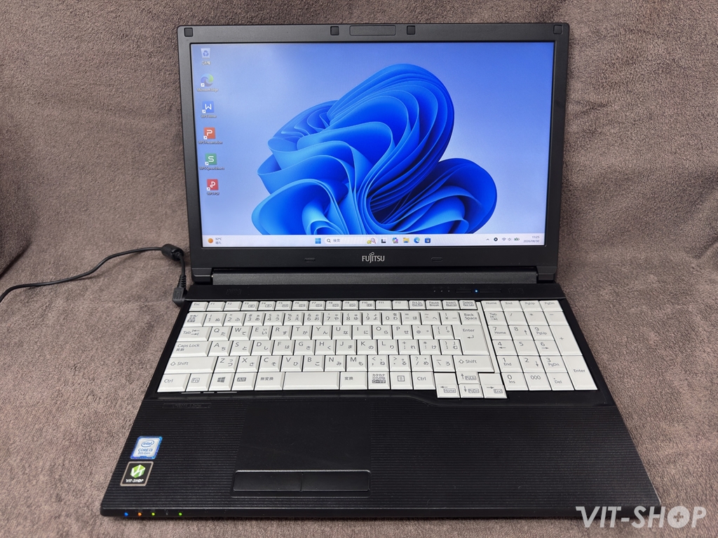 富士通 LIFEBOOK A748/TX